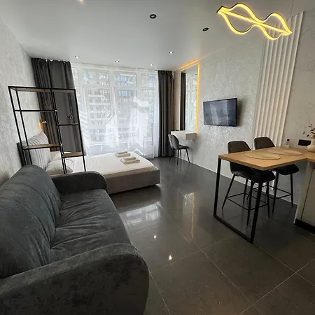 Sky Terrace Apartmens 3-212