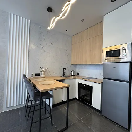 Sky Terrace Apartmens 3-227
