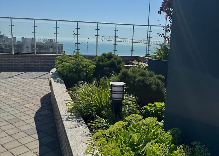 Sky Terrace Apartmens 3-212 Appartement Odessa