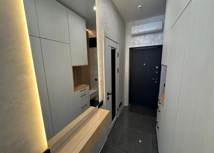 Sky Terrace Apartmens 3-212 *